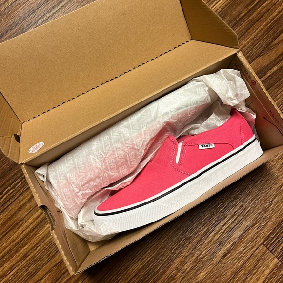 New Vans Asher Slip-Ons Size 7.5 - Picture 6 of 6